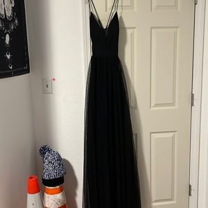 Windsor color is black and the size is a 7